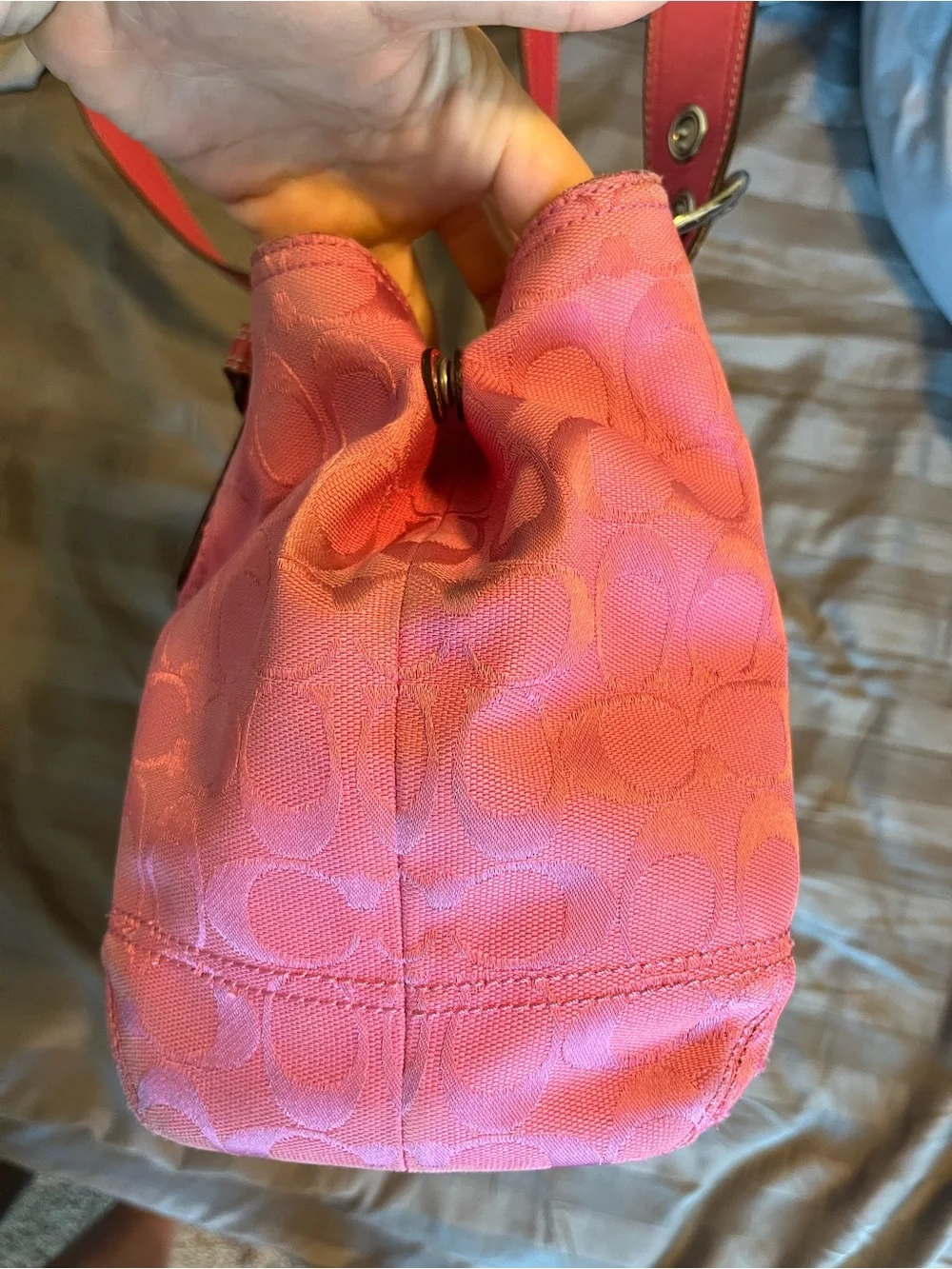 Coach y2k Pink SoHo Signature Canvas Shoulder Handbag